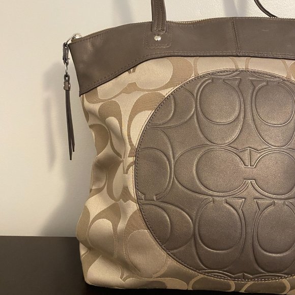 Coach Bronze Brown Gold Signature Laura Fabric Tote - Picture 3 of 9